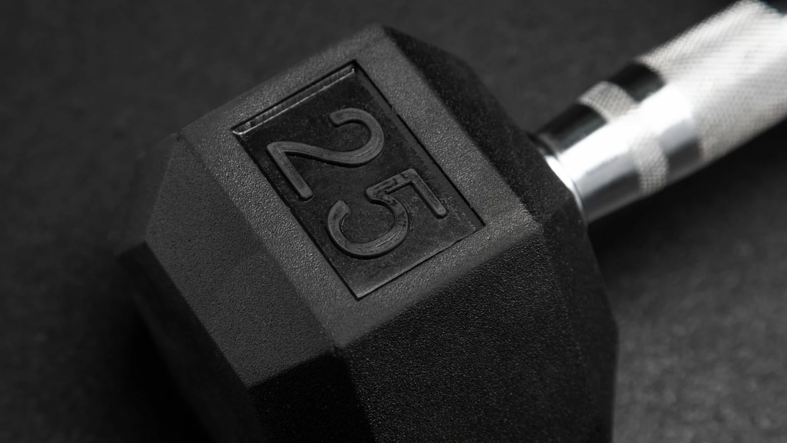 Unbranded Rubber Hex Dumbbell 6 Unbranded Rubber Hex Dumbbell - Image 4