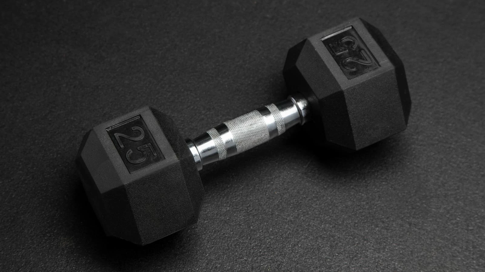 Unbranded Rubber Hex Dumbbell 7 Unbranded Rubber Hex Dumbbell - Image 5
