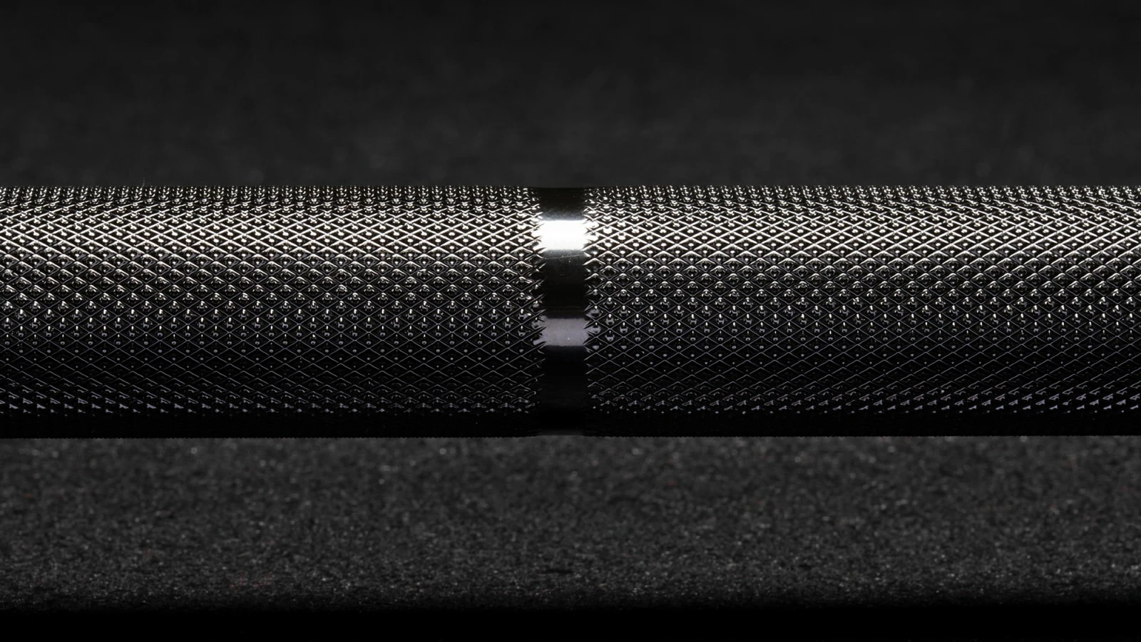 Rogue Fitness Rogue 45LB Ohio Power Bar - E-Coat 4 Rogue Fitness Rogue 45LB Ohio Power Bar - E-Coat - Image 2