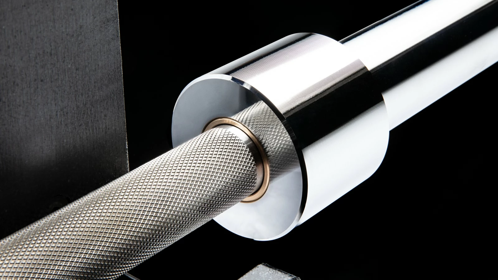 Rogue Fitness Rogue 32MM Squat Bar 4 Rogue Fitness Rogue 32MM Squat Bar - Image 2