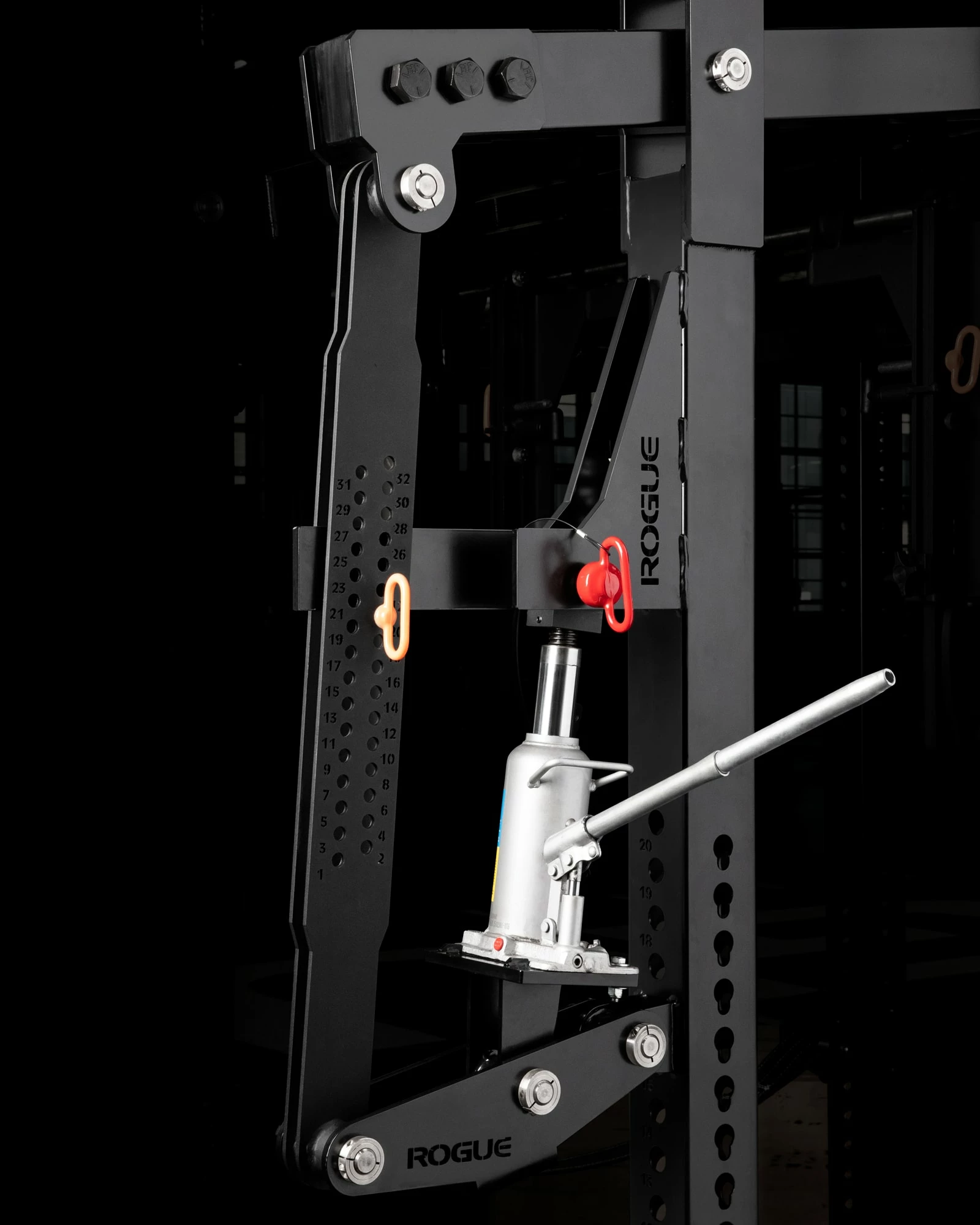 Rogue Fitness Rogue RM44-4MONO 4 Post Monolift 5 Rogue Fitness Rogue RM44-4MONO 4 Post Monolift - Image 3