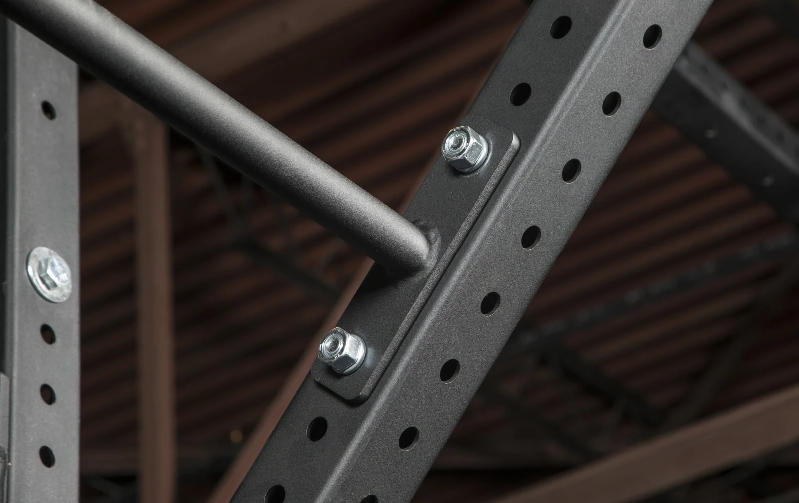 Rogue Fitness Rogue Monster Lite Flying Pull-up Bar 6 Rogue Fitness Rogue Monster Lite Flying Pull-up Bar - Image 4