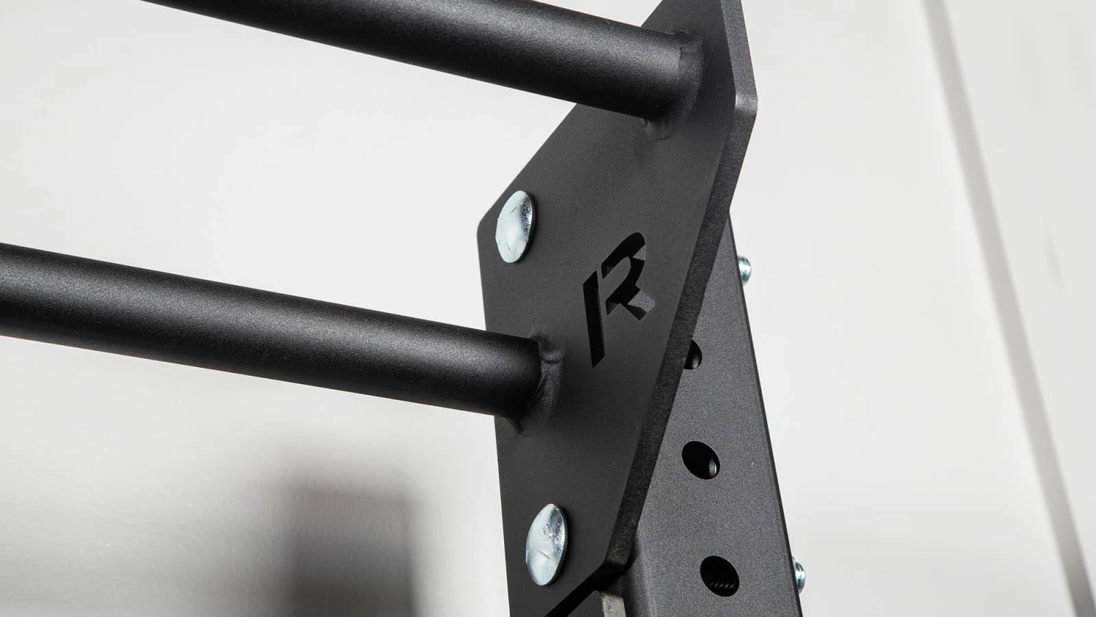 Rogue Fitness Rogue Stall Bar 3.0 4 Rogue Fitness Rogue Stall Bar 3.0 - Image 2