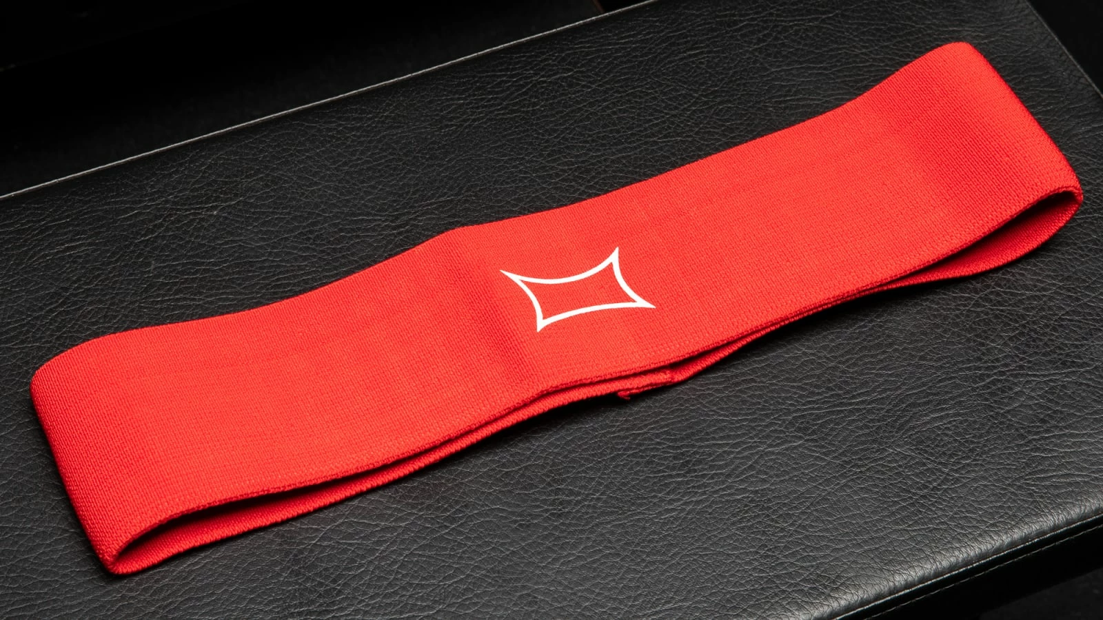 Super Training Products Sling Shot Hip Circle Max 3 Super Training Products Sling Shot Hip Circle Max