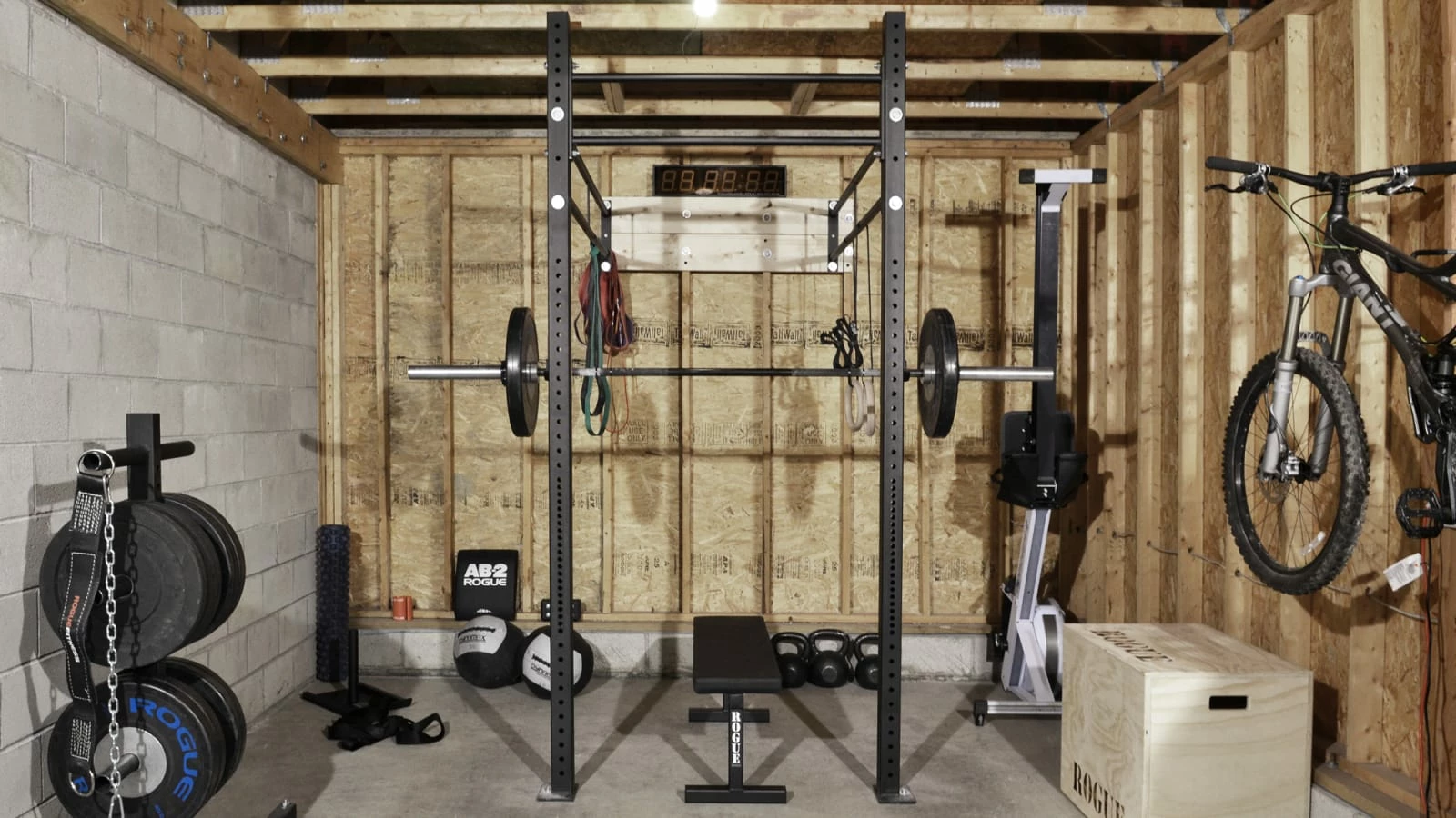 Rogue Fitness Rogue W-4 - 4' Wall Mount Rig 3 Rogue Fitness Rogue W-4 - 4' Wall Mount Rig